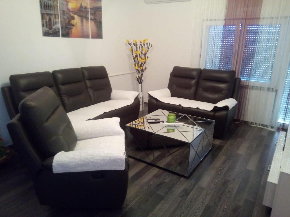 Apartman Matkovic إيموتسكي المظهر الخارجي الصورة