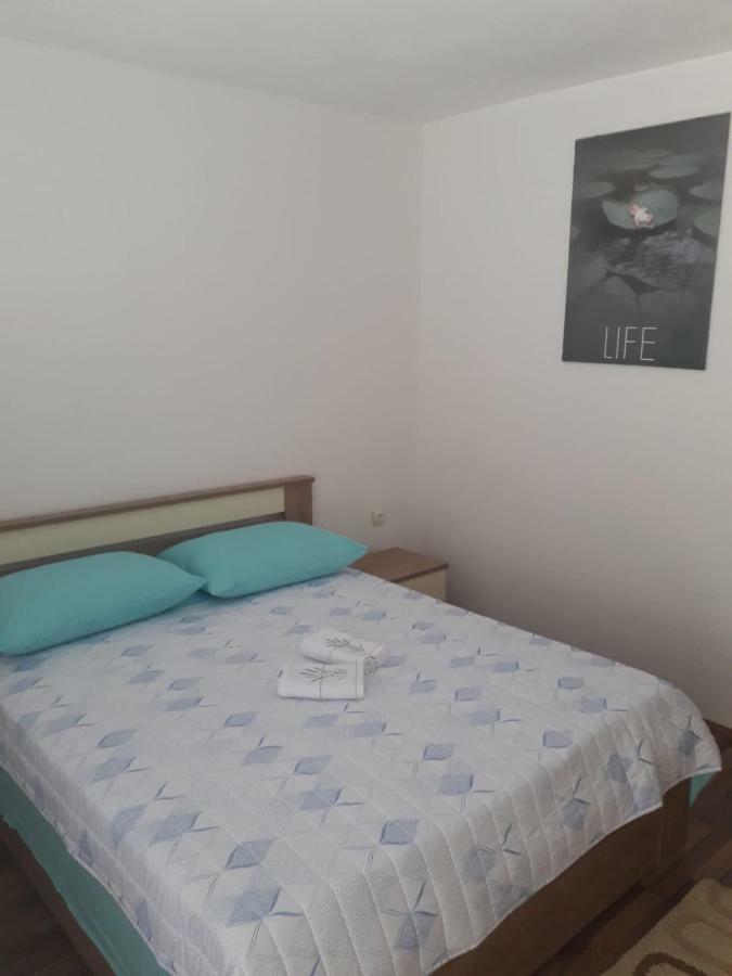 Apartman Matkovic إيموتسكي المظهر الخارجي الصورة